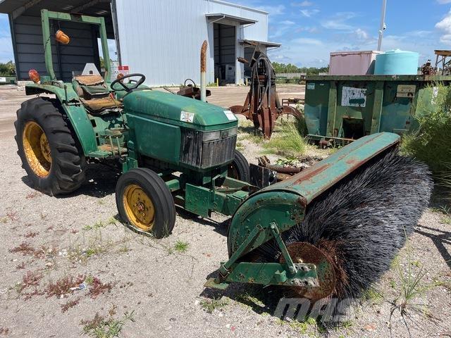 John Deere 970 Indendørs koste