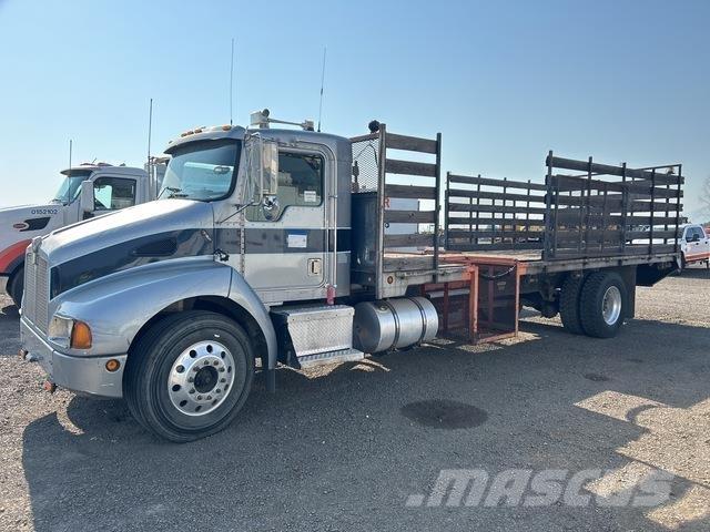 Kenworth T-300 Lastbil med lad/Flatbed