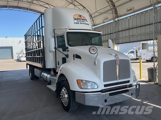 Kenworth T440 Lastbil med lad/Flatbed