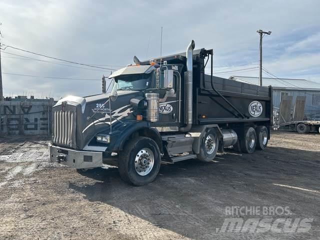 Kenworth T800 Lastbiler med tip