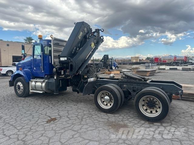 Kenworth T800 Lastbil med kran