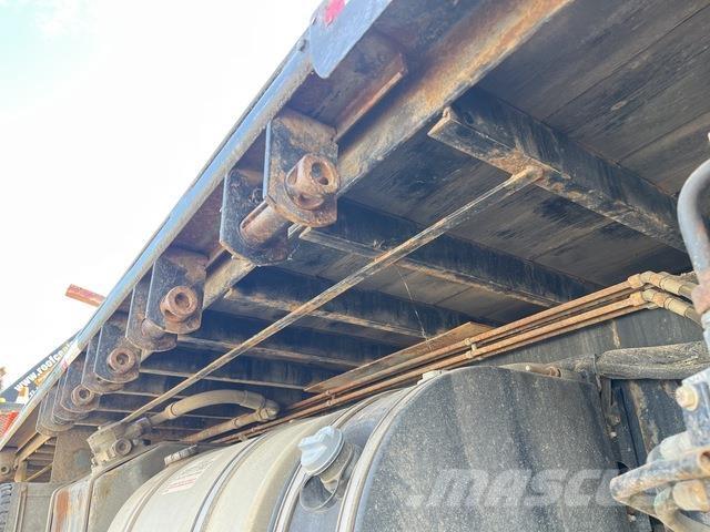 Kenworth T800 Lastbil med kran