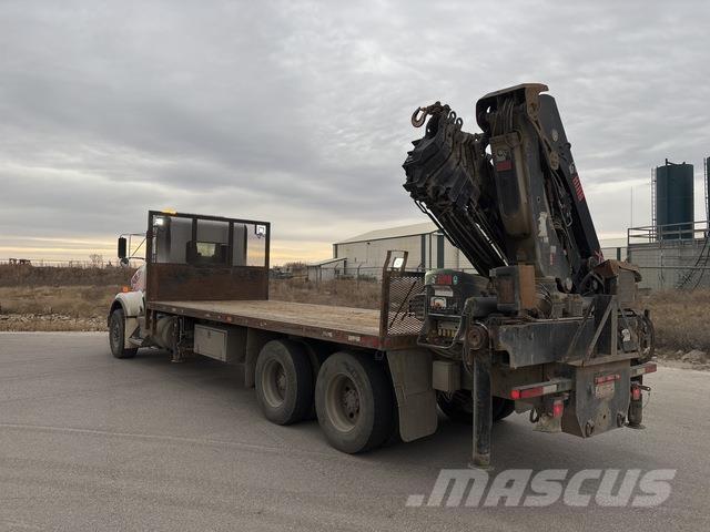 Kenworth T800 Lastbil med kran