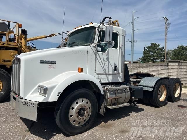 Kenworth T800B Trækkere