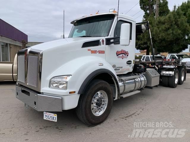 Kenworth T880 Skip loader