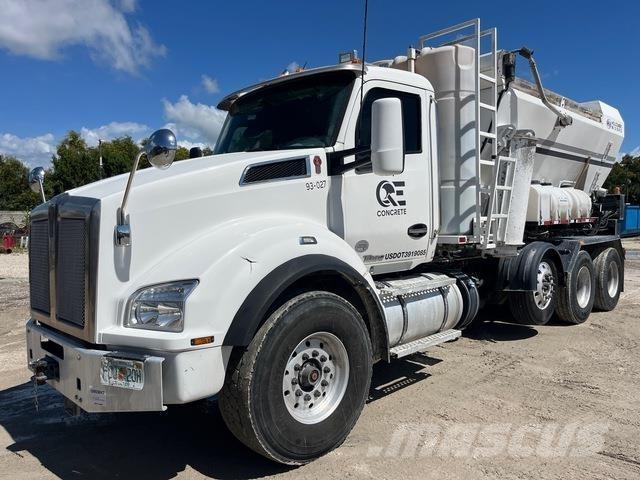 Kenworth T880 Betonbiler