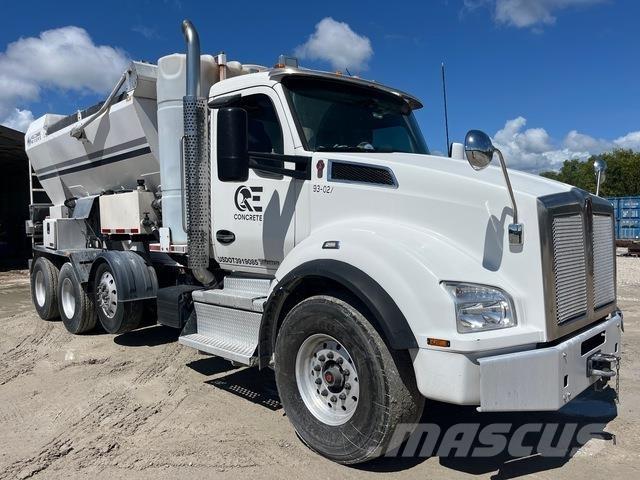 Kenworth T880 Betonbiler