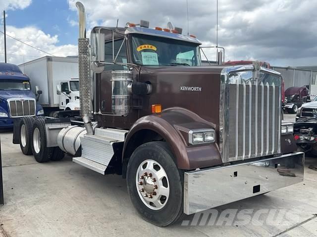Kenworth W900 Trækkere