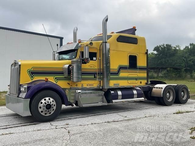 Kenworth W900 Trækkere