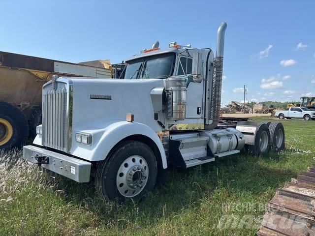 Kenworth W900 Trækkere