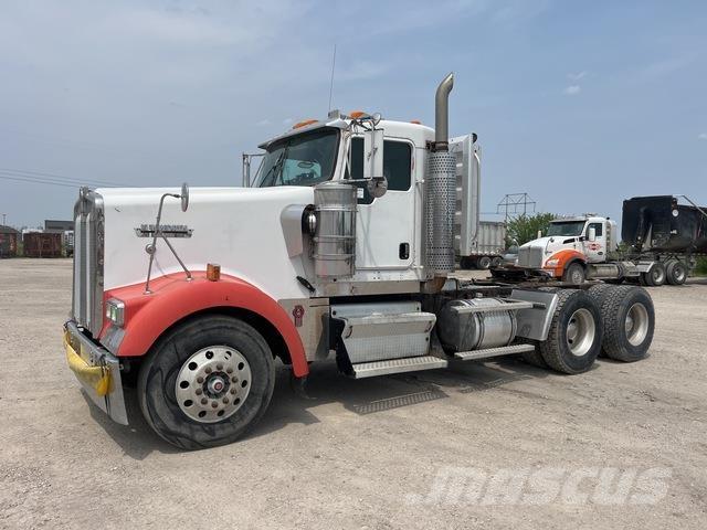 Kenworth W900 Trækkere