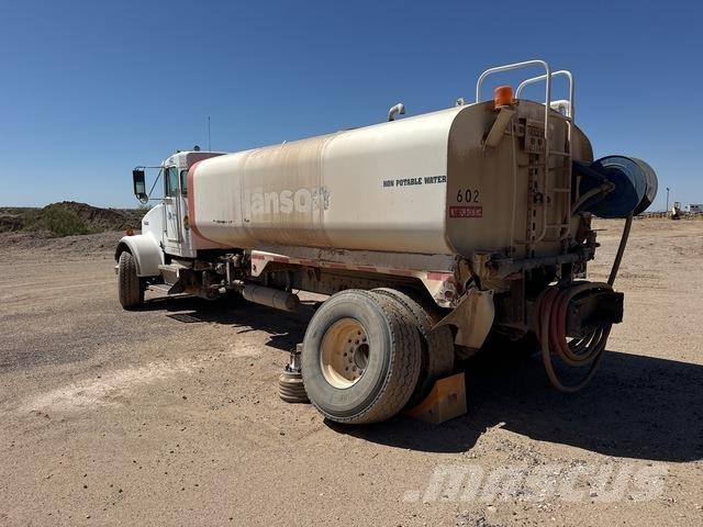 Kenworth W900 Tankvogne - vand