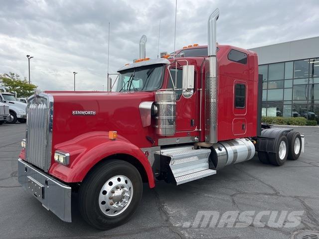 Kenworth W900 Trækkere