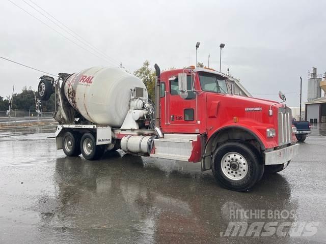 Kenworth W900B Andre lastbiler