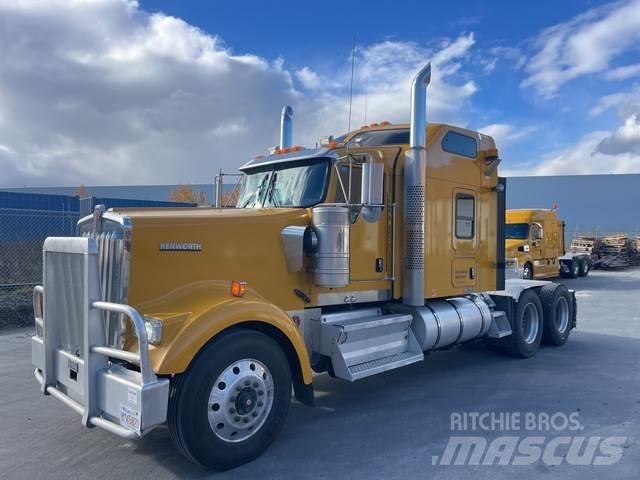 Kenworth W900L Trækkere