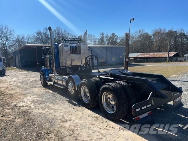 Kenworth W900L Trækkere