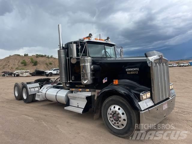 Kenworth W900L Trækkere