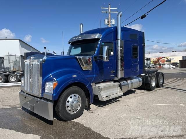 Kenworth W990 Trækkere