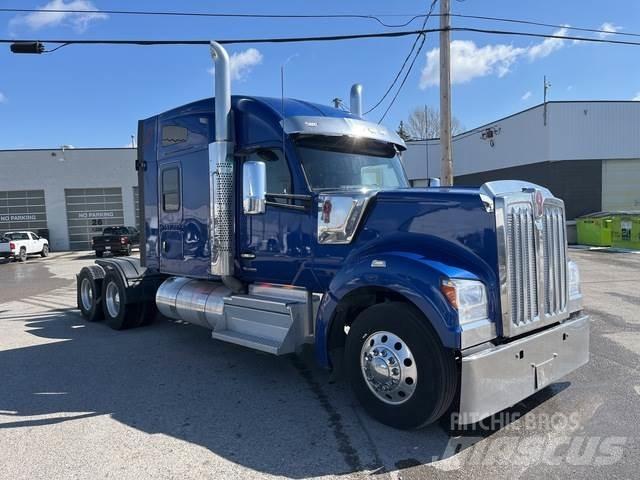 Kenworth W990 Trækkere