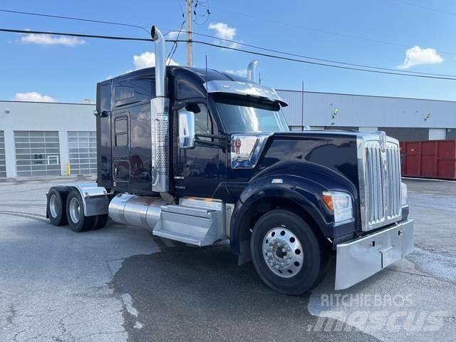 Kenworth W990 Trækkere