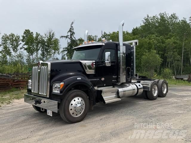 Kenworth W990 Trækkere