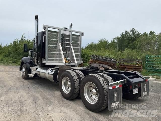 Kenworth W990 Trækkere