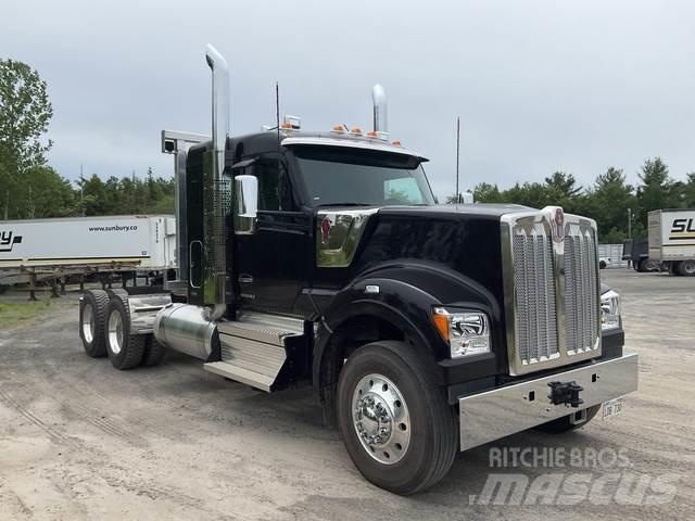 Kenworth W990 Trækkere