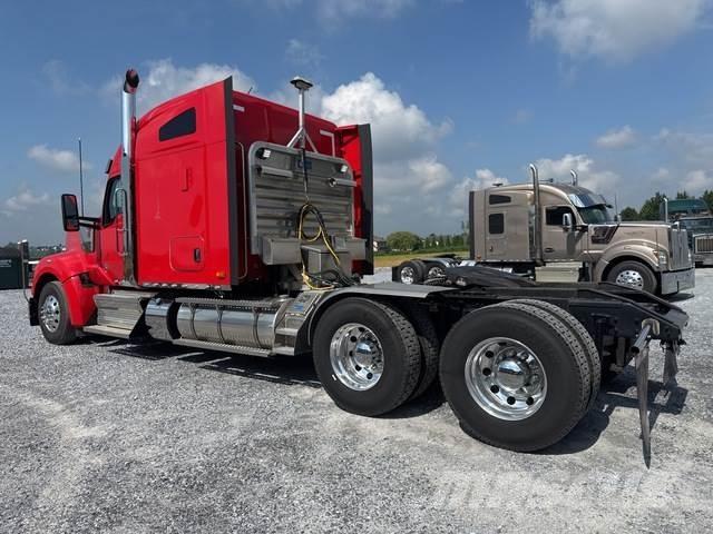 Kenworth W990 Trækkere