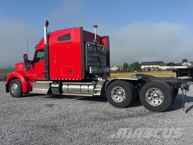 Kenworth W990 Trækkere