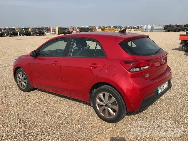 Kia Rio Biler