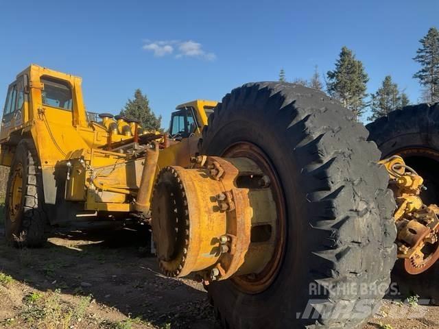 Komatsu 330M Terrængående lastbiler