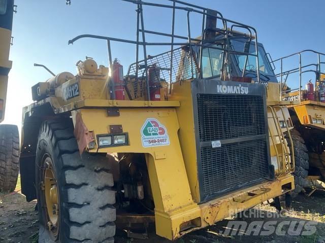 Komatsu 330M Terrængående lastbiler