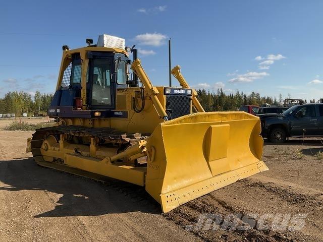 Komatsu D85P Bulldozer på larvebånd