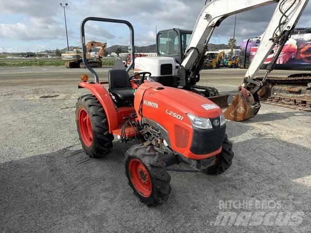 Kubota L2501D Kompakte traktorer