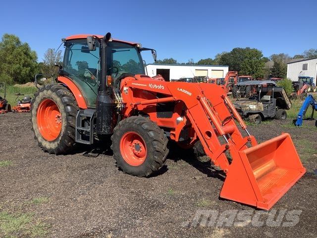 Kubota M6-141 Kompakte traktorer