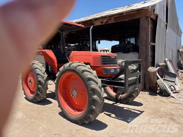 Kubota M9000 Traktorer