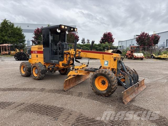 LeeBoy G700 Vejhøvle / Gradere