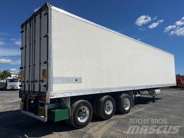 Lucar  Semi-trailer med Kølefunktion