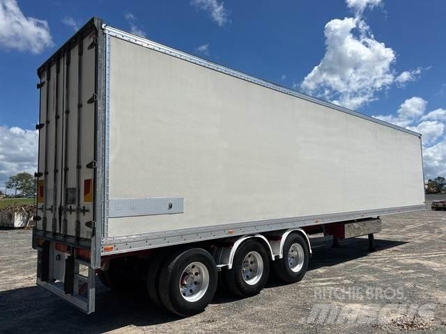 Lucar  Semi-trailer med Kølefunktion