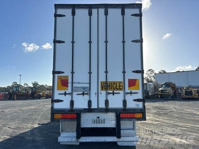Lucar  Semi-trailer med Kølefunktion