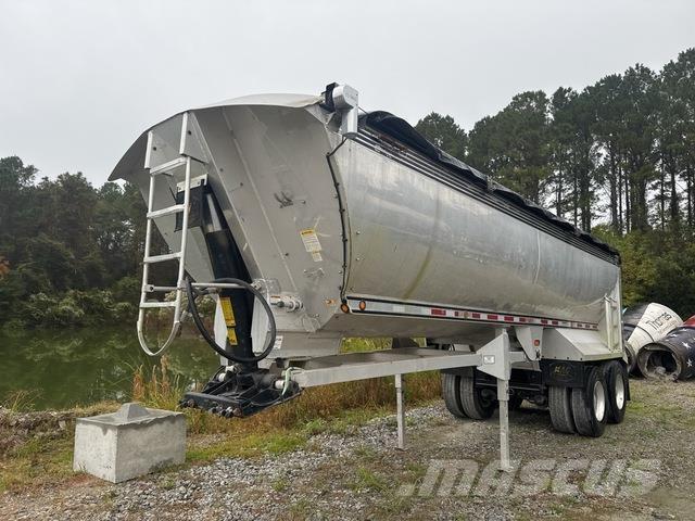 MAC  Anhænger med tip