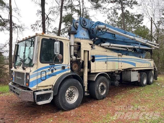 Mack 47M Betonpumper