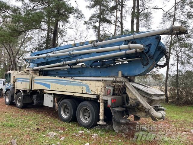 Mack 47M Betonpumper