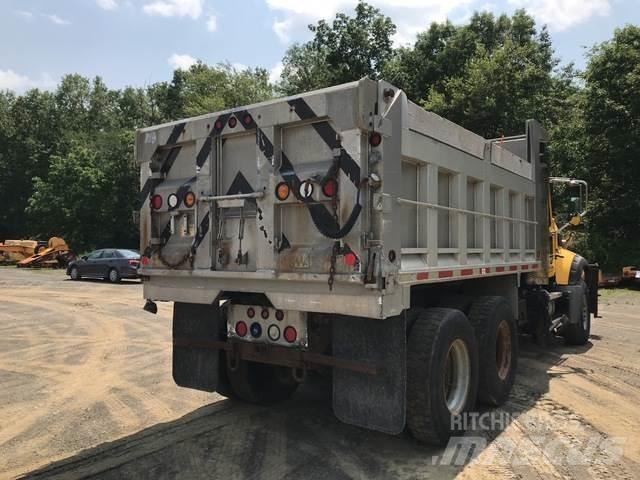 Mack 700 Sneskovle og -plove