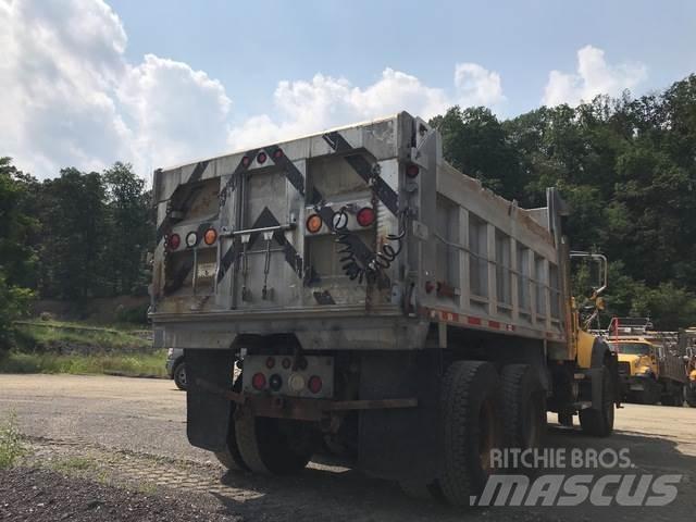 Mack 700 Sneskovle og -plove