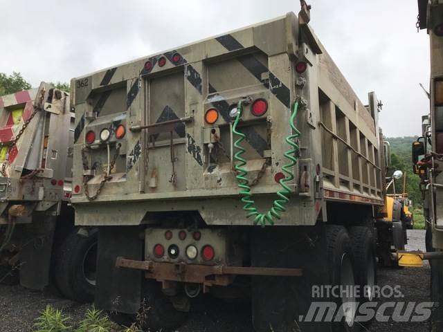 Mack 700 Sneskovle og -plove