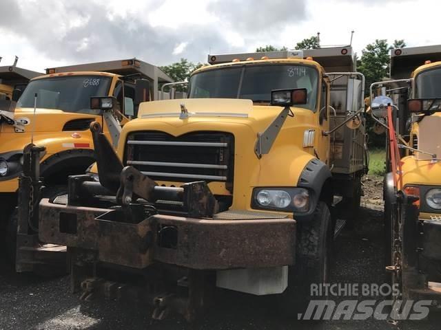 Mack 700 Sneskovle og -plove