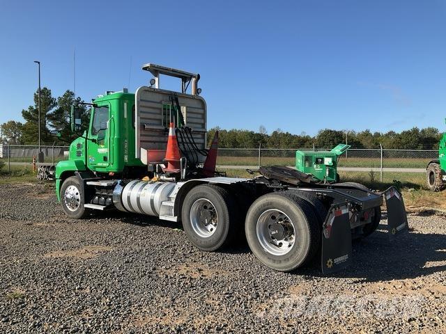 Mack Anthem Trækkere