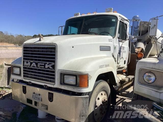 Mack CH613 Trækkere