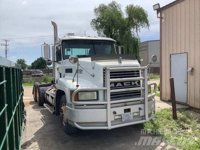 Mack CH613 Trækkere